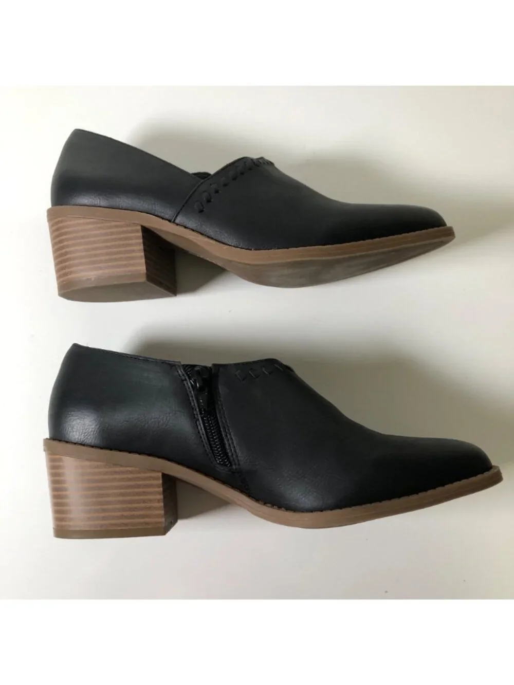 Maurices Amanda Ankle Bootie Womens Size 7M Black Faux Leather Block Heels